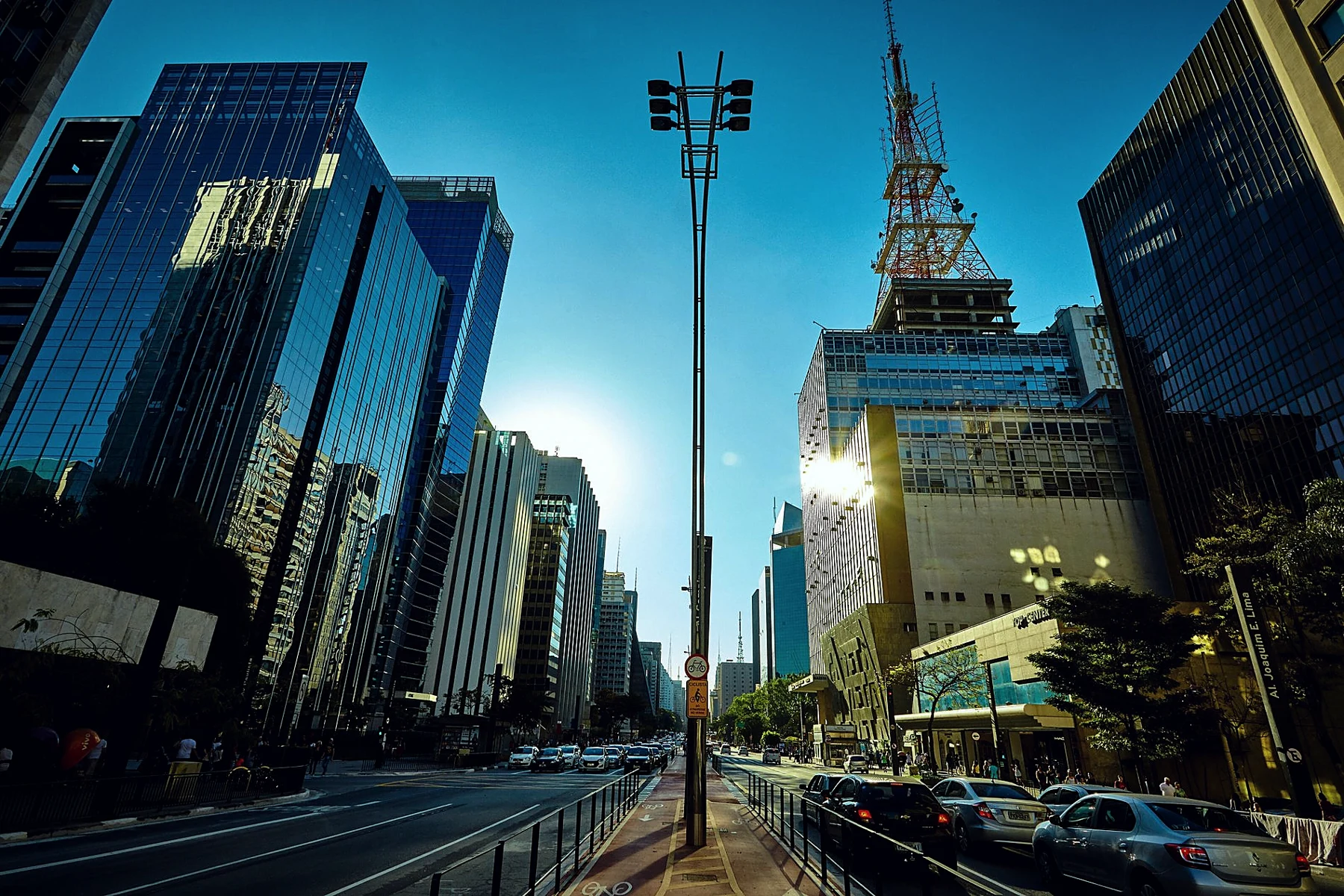 Avenida Paulista, onde fica a Clínica Corporate da Global Work